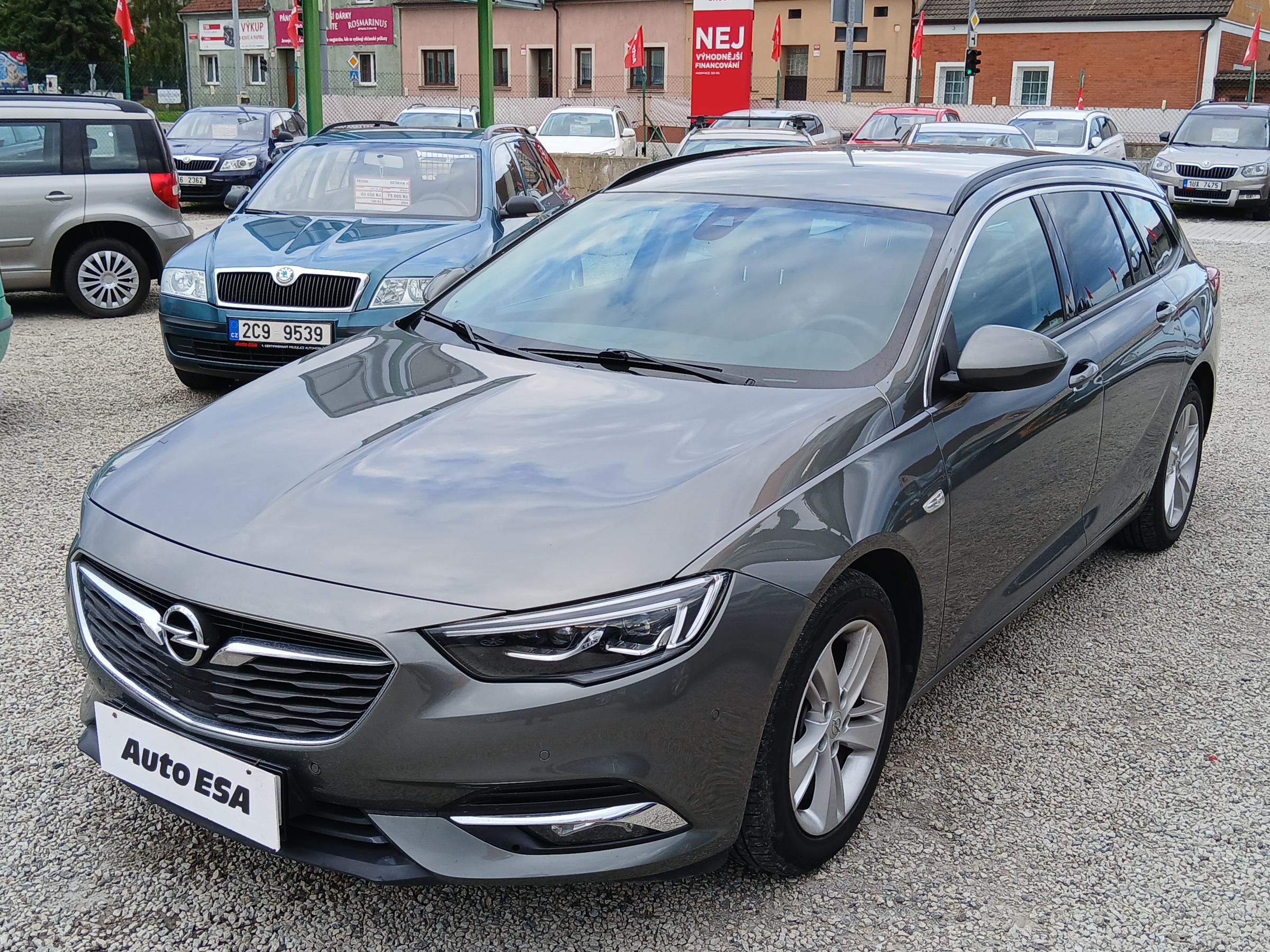 Opel Insignia, 2018 - pohled č. 3
