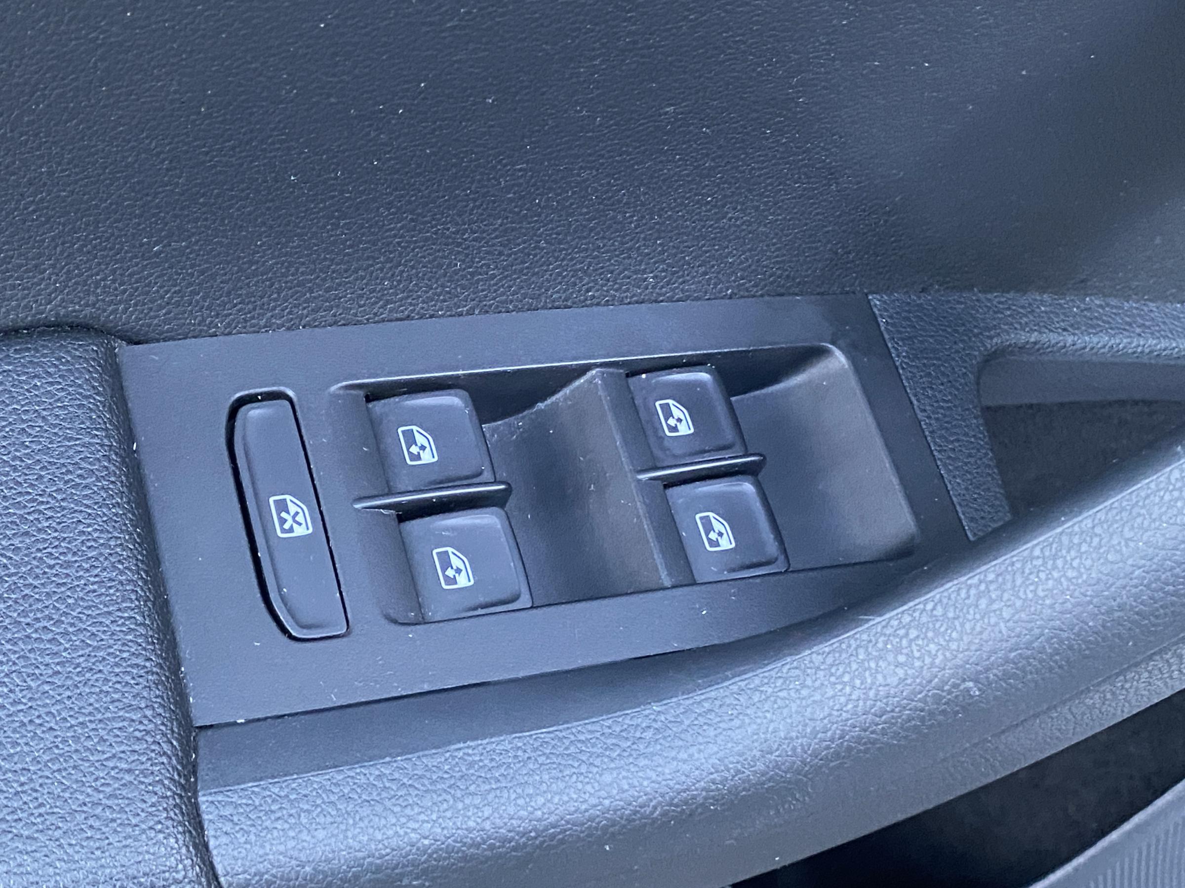 Škoda Octavia III, 2018 - pohled č. 12