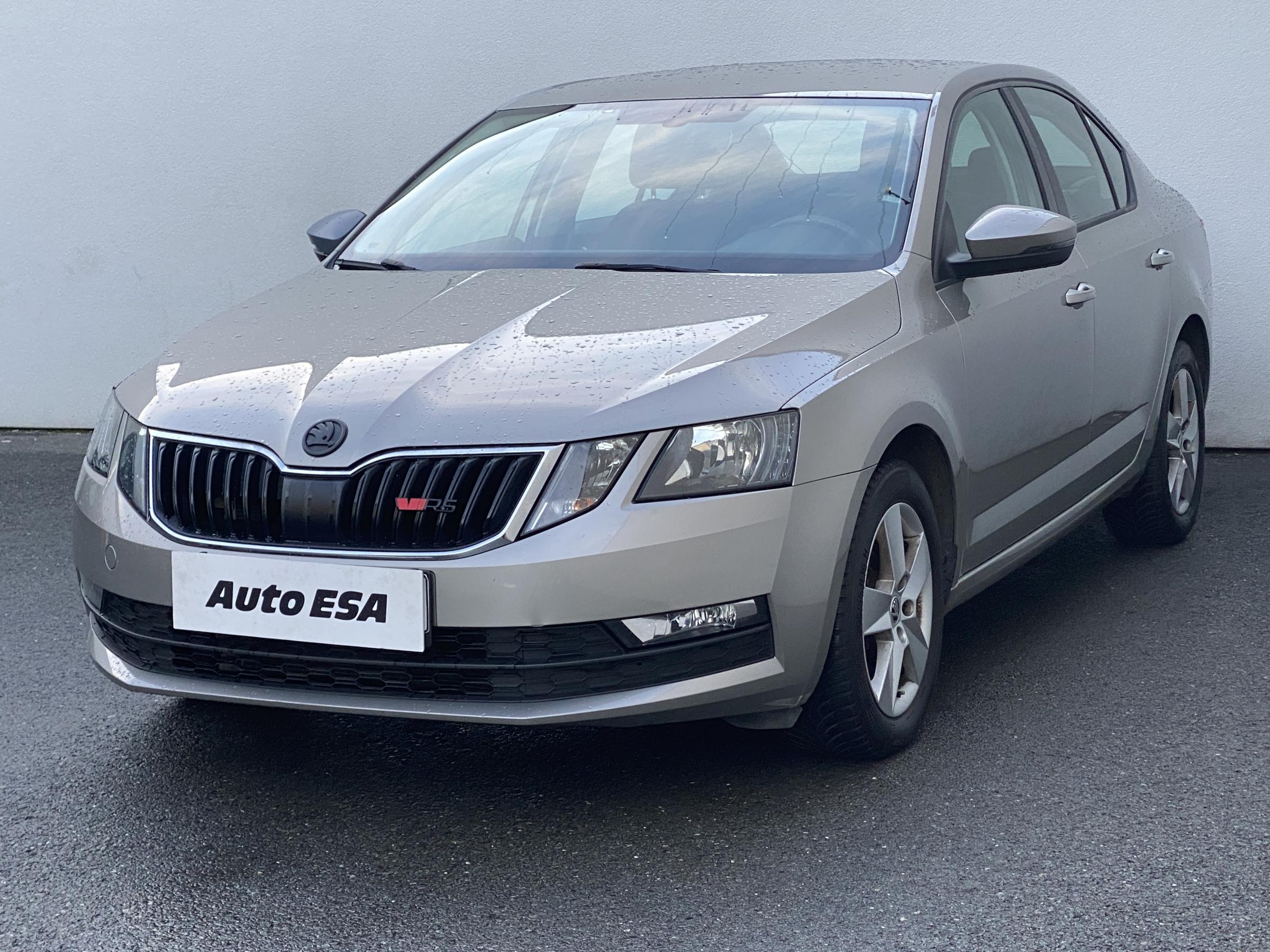 Škoda Octavia III, 2018 - pohled č. 3