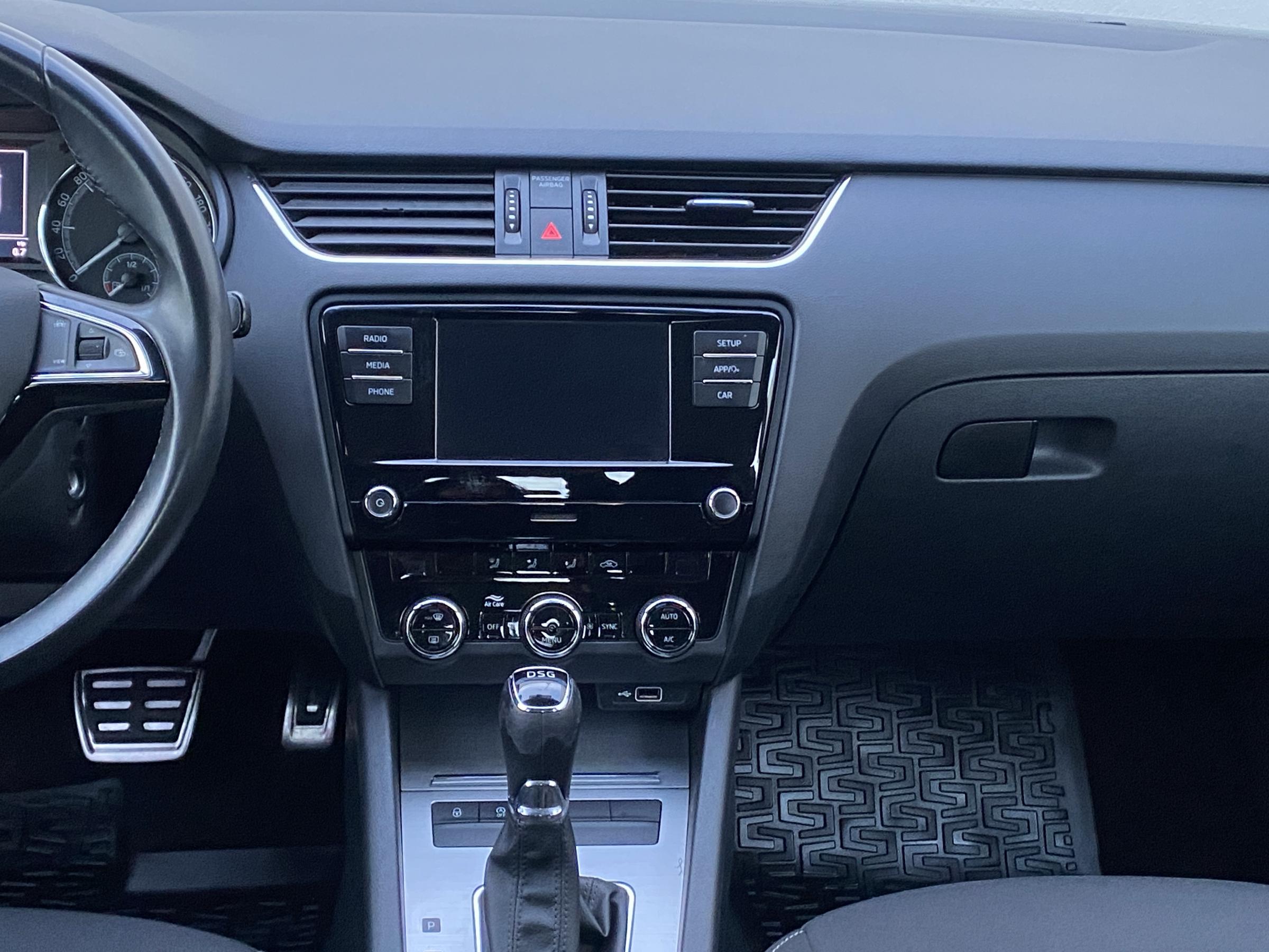 Škoda Octavia III, 2018 - pohled č. 9