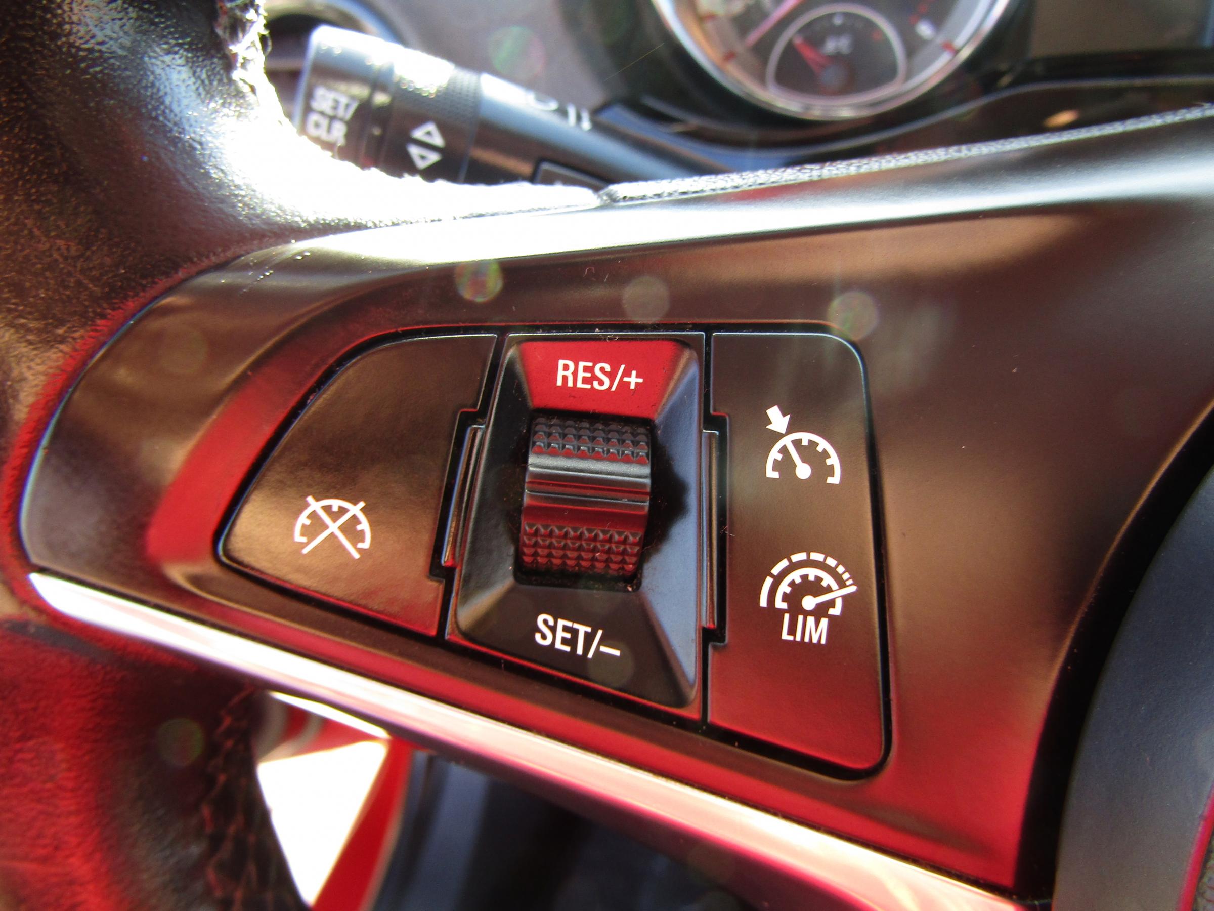 Opel Adam, 2016 - pohled č. 13