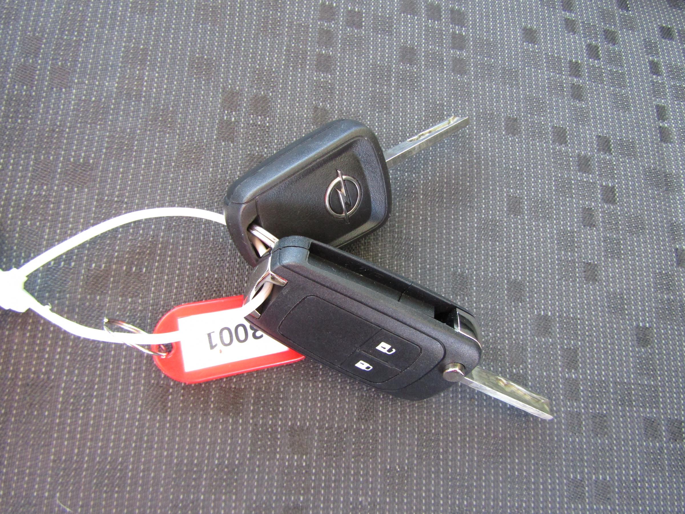 Opel Adam, 2016 - pohled č. 17