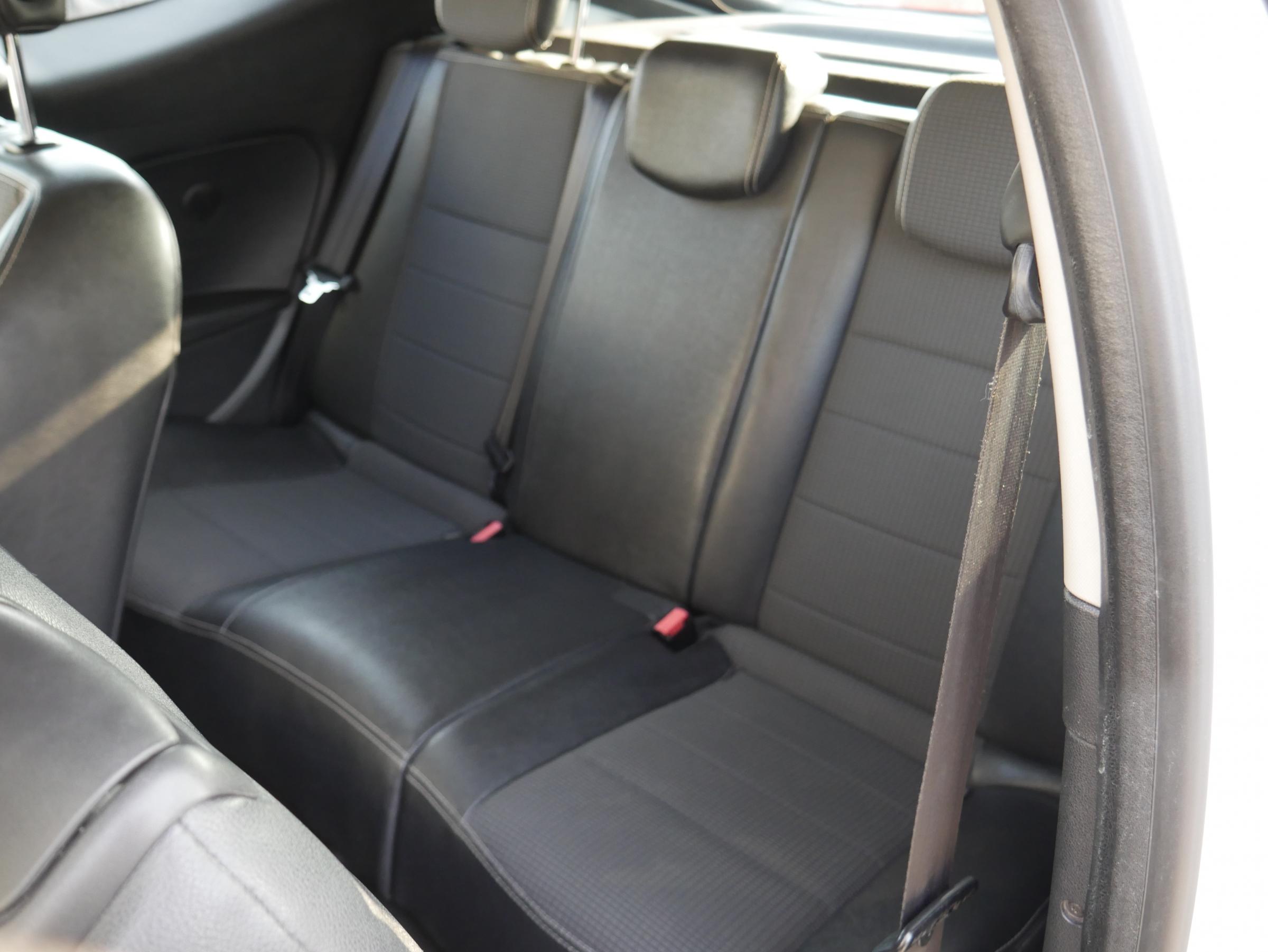 Renault Mégane, 2011 - pohled č. 10