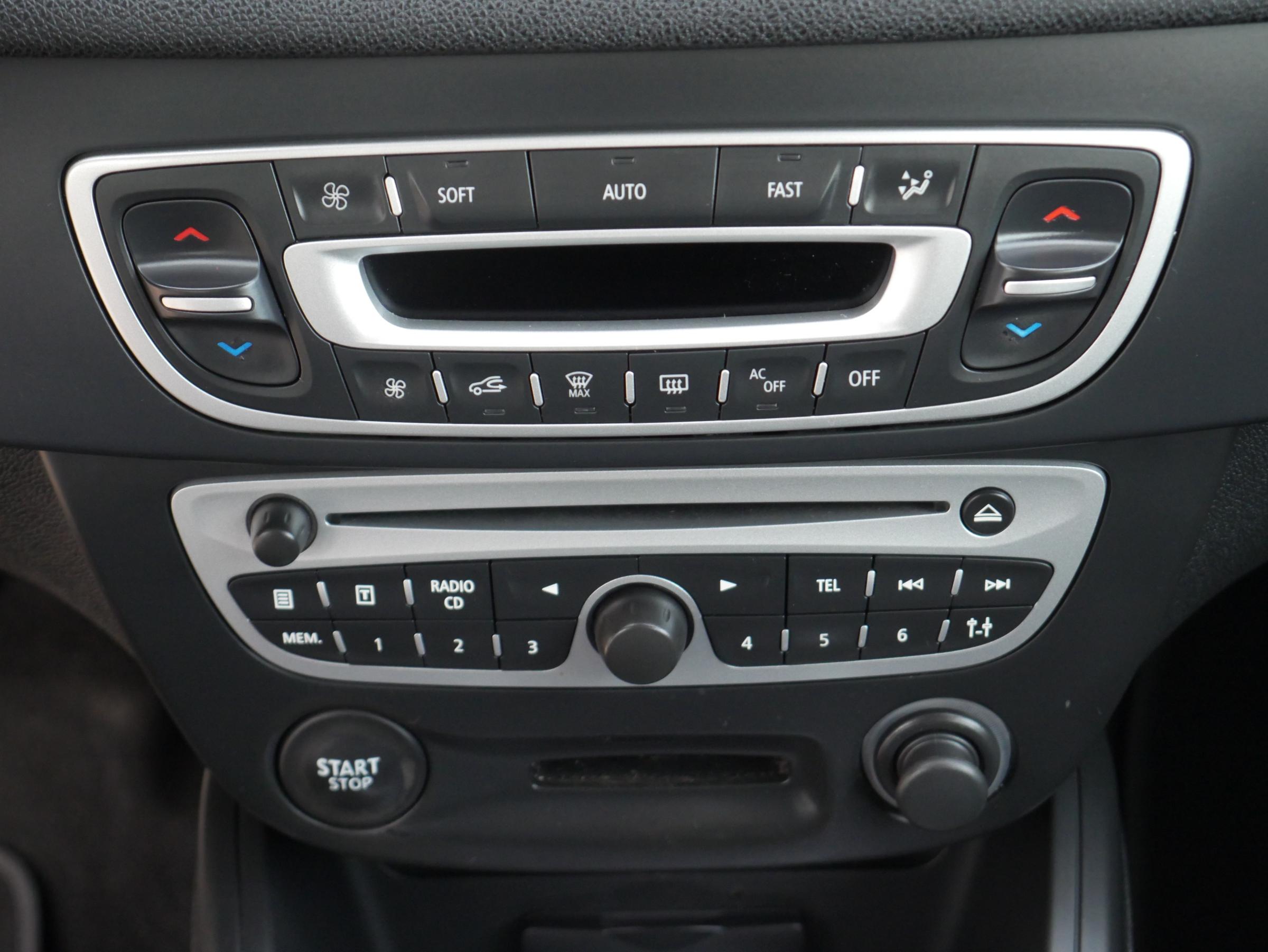 Renault Mégane, 2011 - pohled č. 12