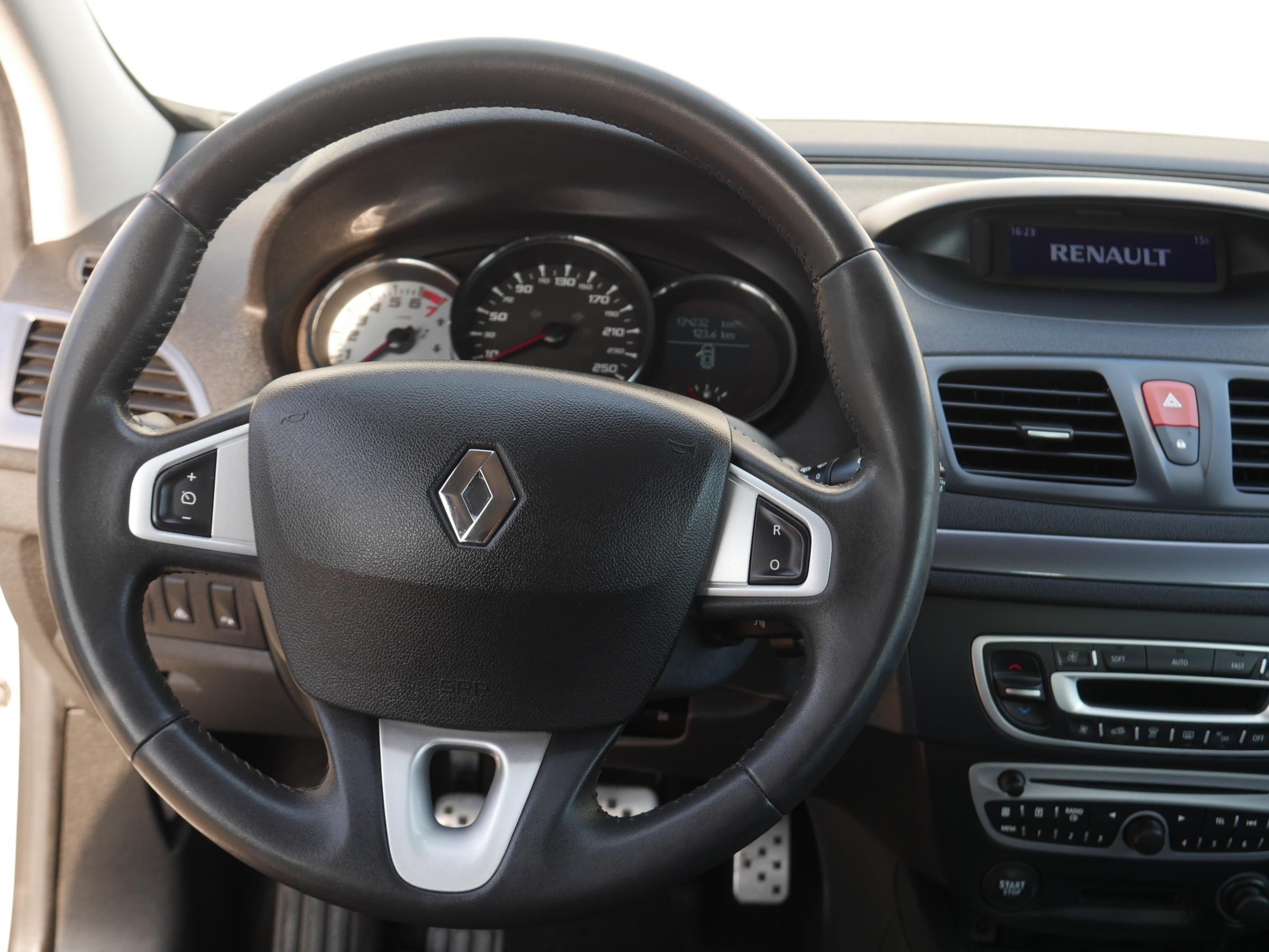 Renault Mégane, 2011 - pohled č. 13