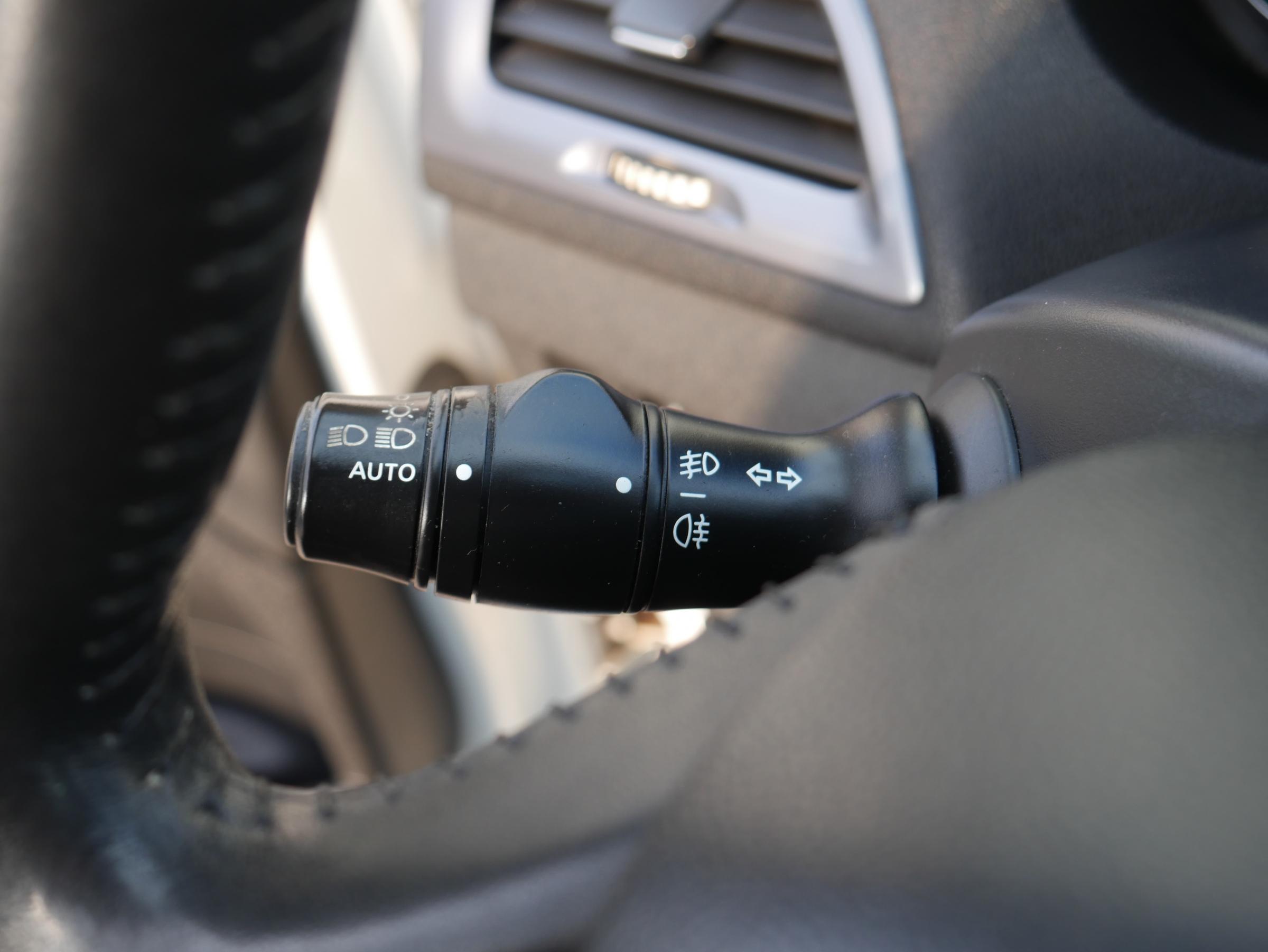 Renault Mégane, 2011 - pohled č. 14