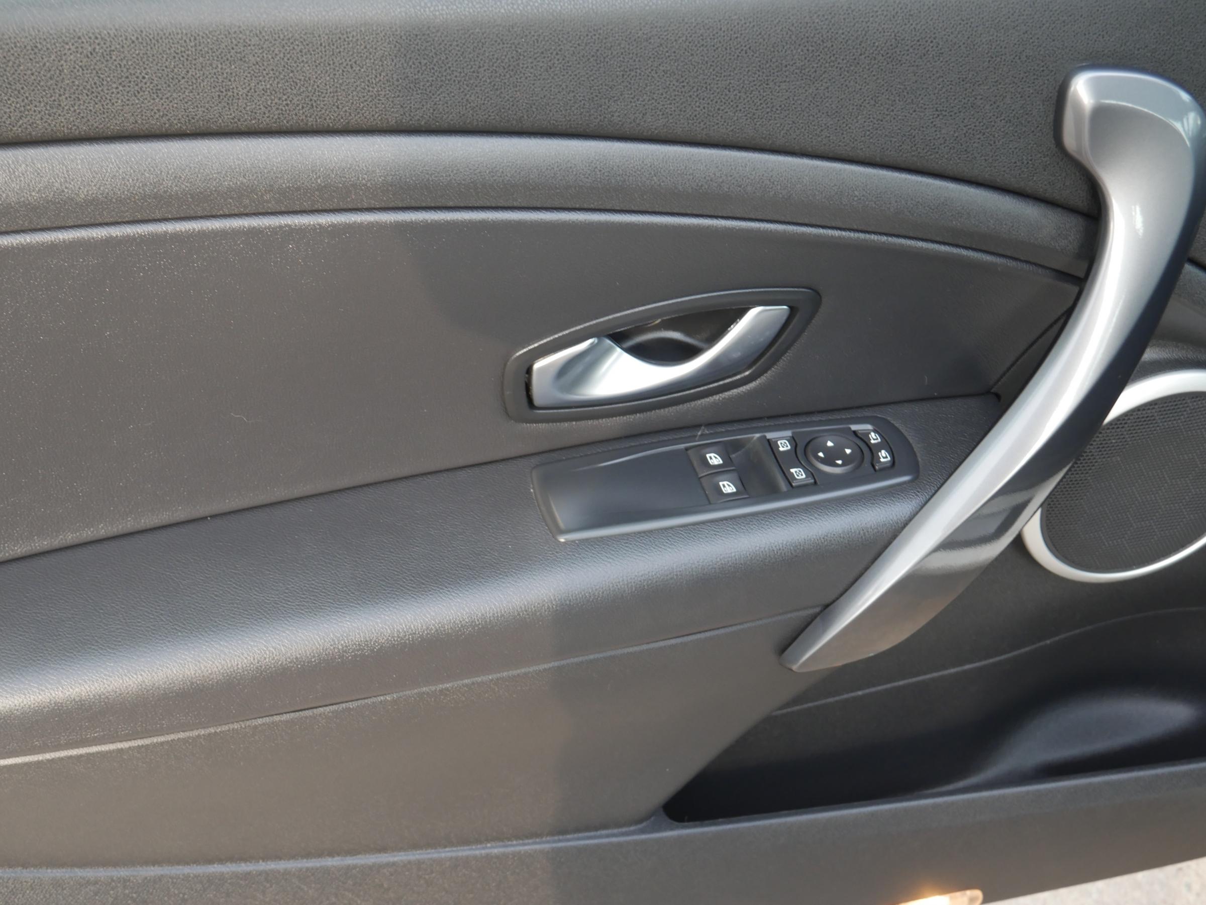 Renault Mégane, 2011 - pohled č. 15