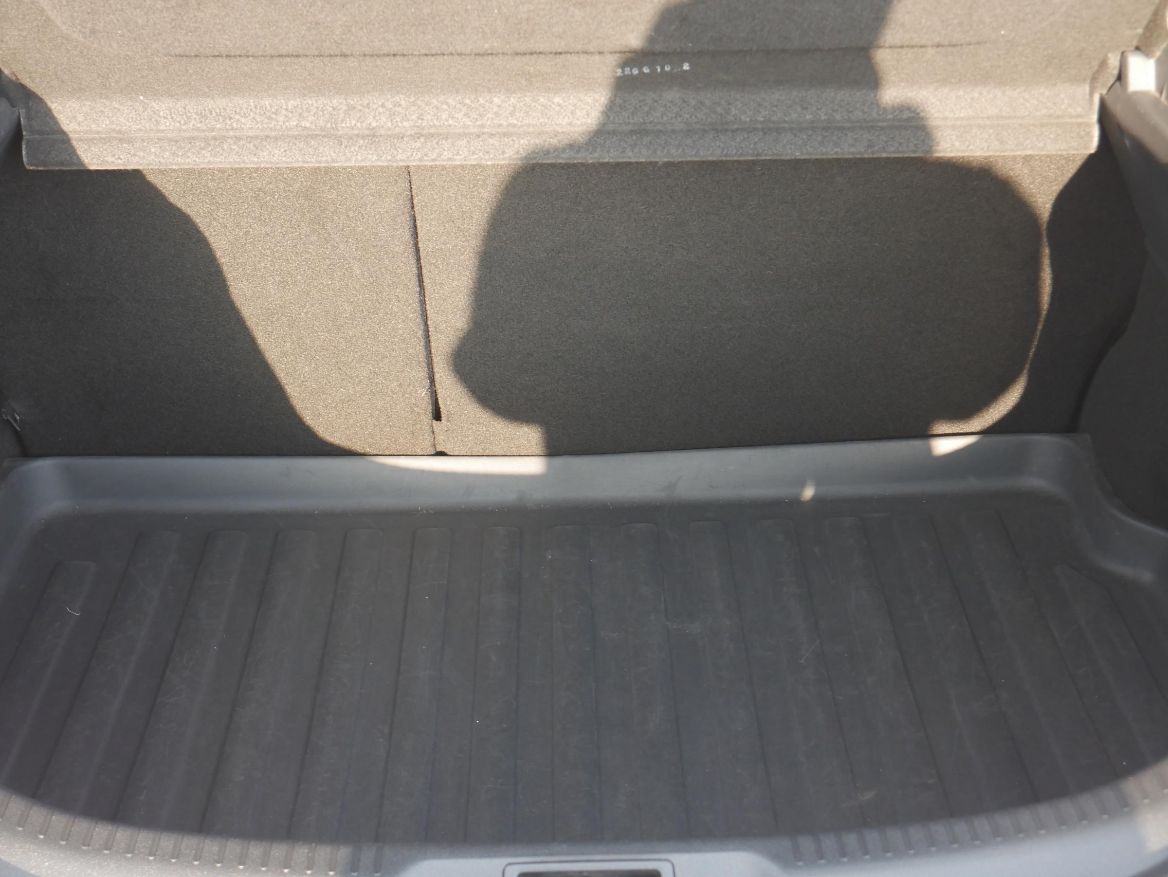 Renault Mégane, 2011 - pohled č. 7