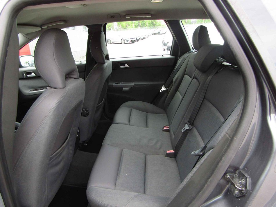 Volvo V50 2.0 HDi 