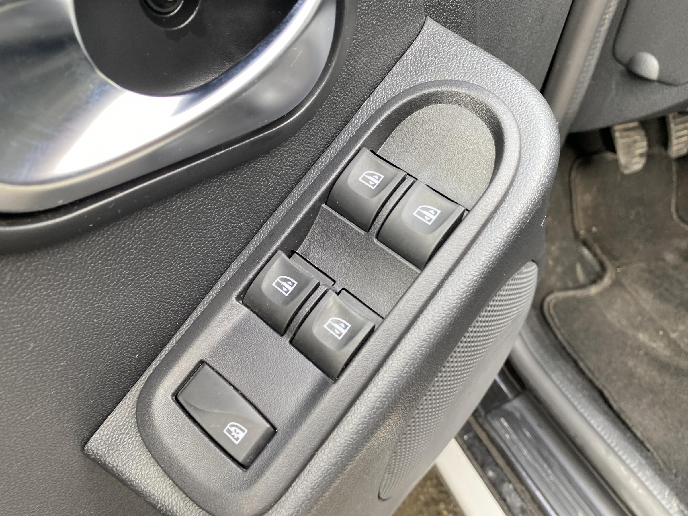 Dacia Duster, 2017 - pohled č. 13