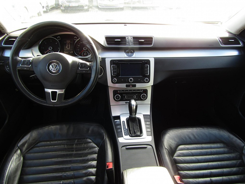 Volkswagen Passat 2.0 TDi 