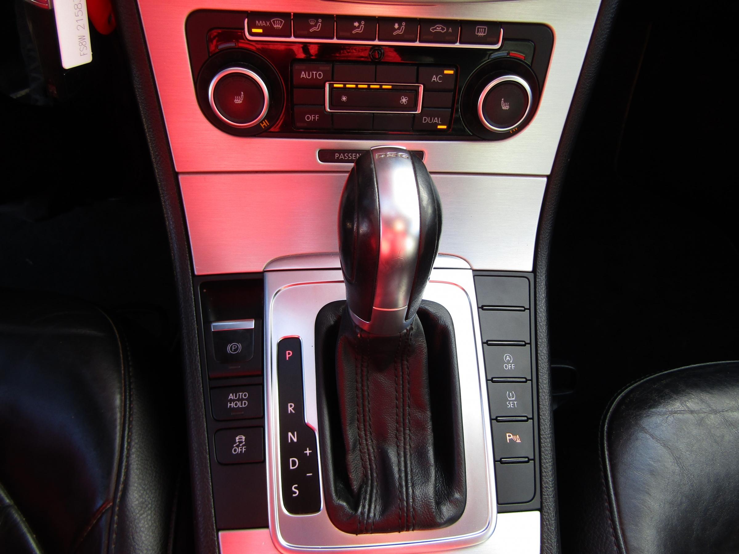 Volkswagen Passat, 2012 - pohled č. 18