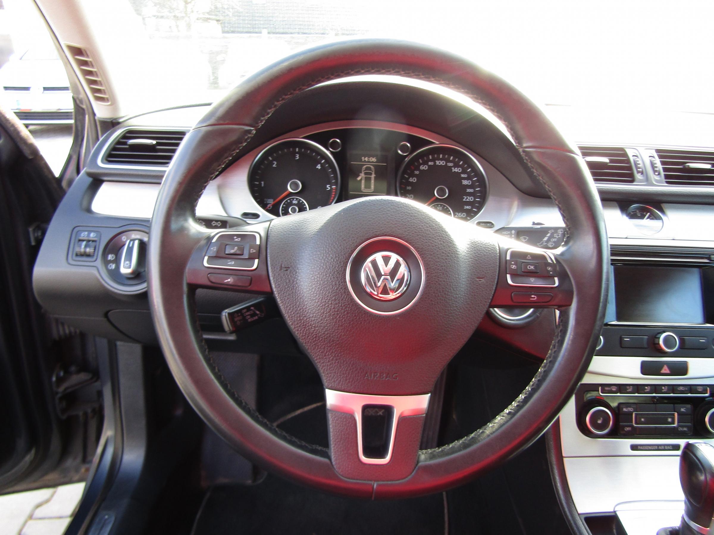 Volkswagen Passat, 2012 - pohled č. 19