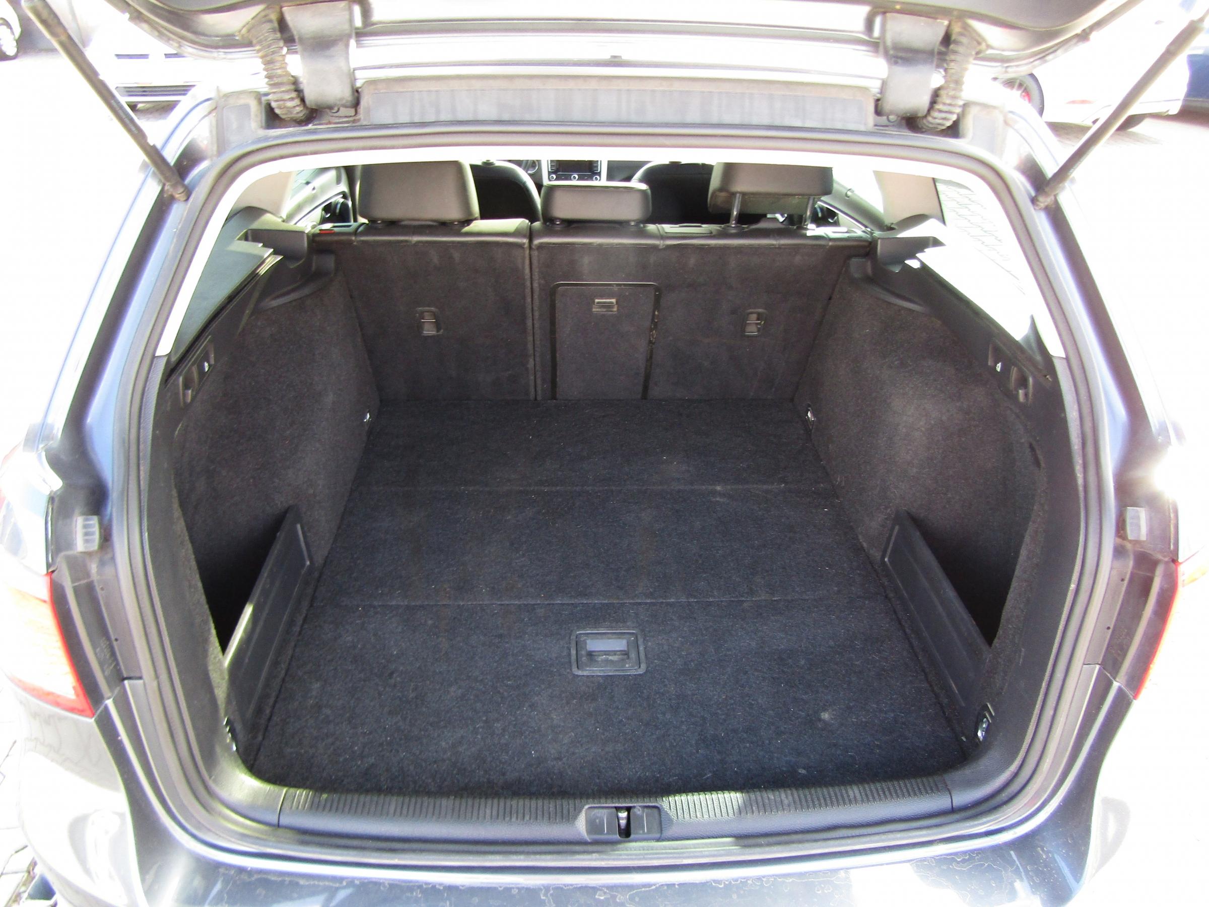 Volkswagen Passat, 2012 - pohled č. 7