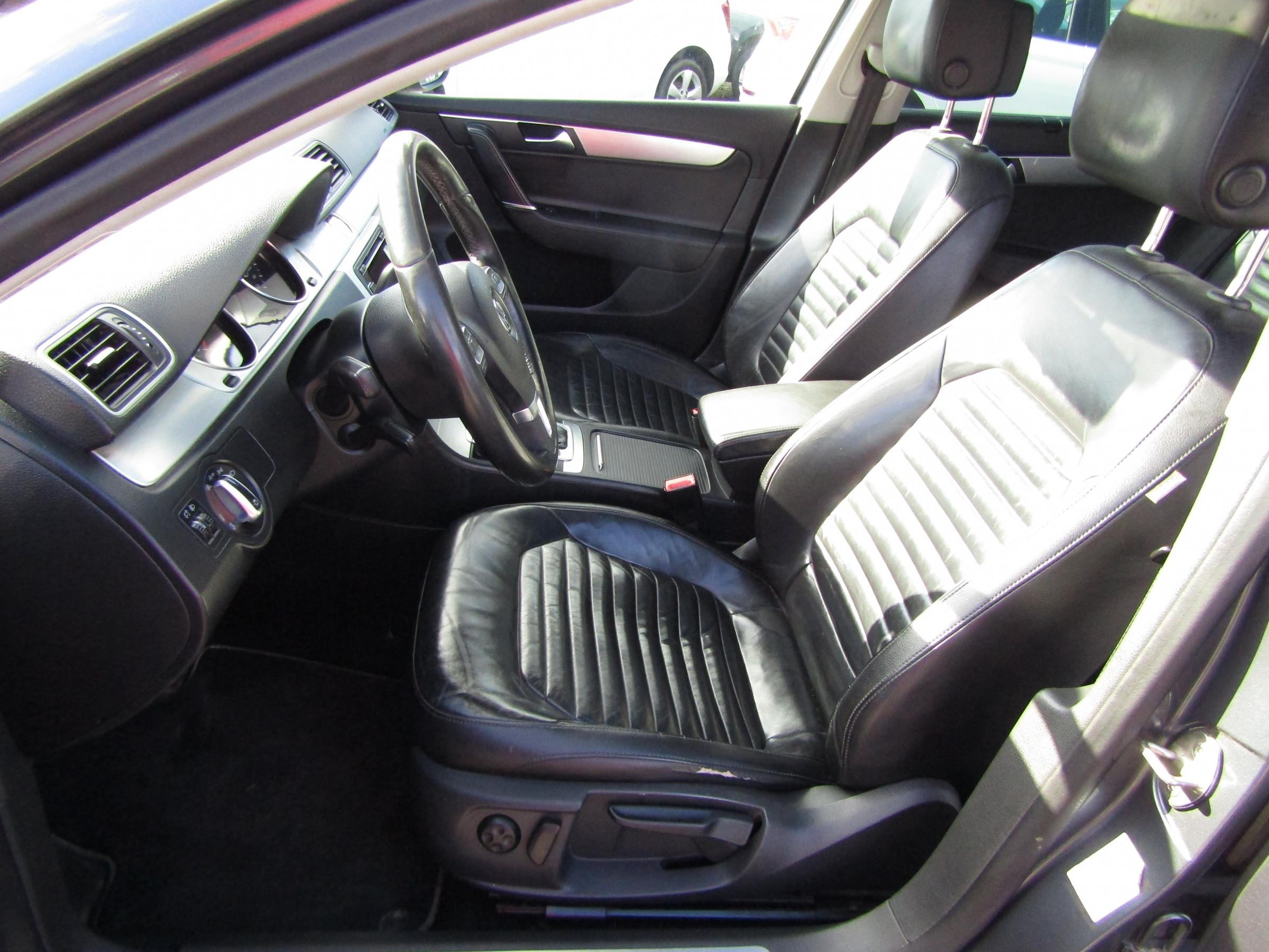 Volkswagen Passat, 2012 - pohled č. 9