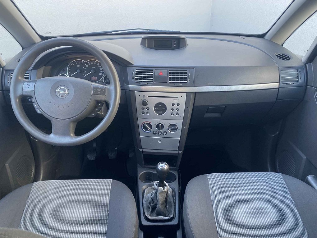 Opel Meriva 1.6i 