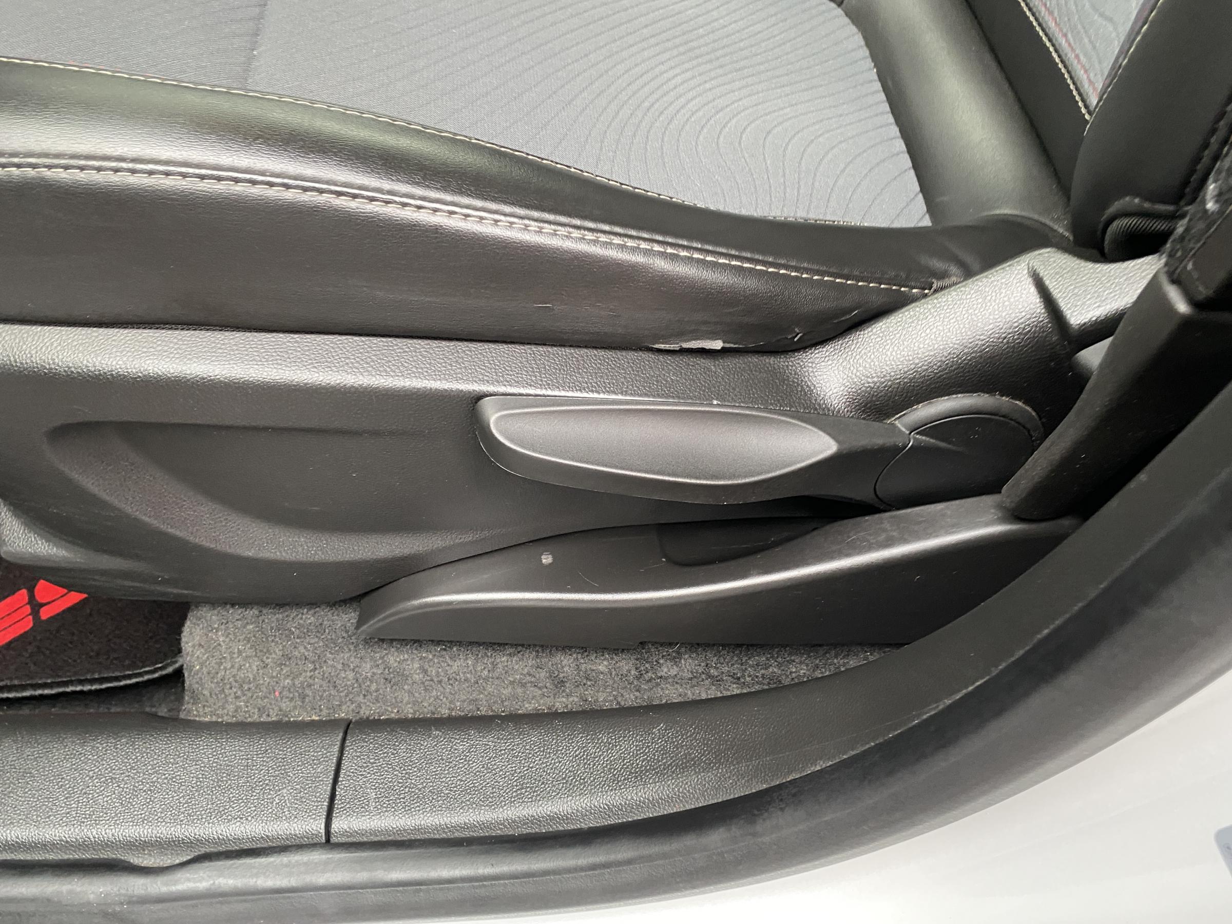 Opel Mokka, 2014 - pohled č. 14