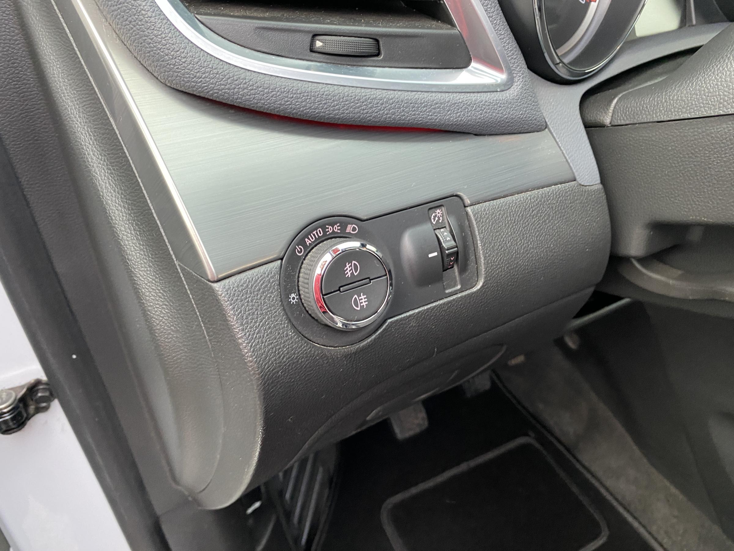 Opel Mokka, 2014 - pohled č. 15