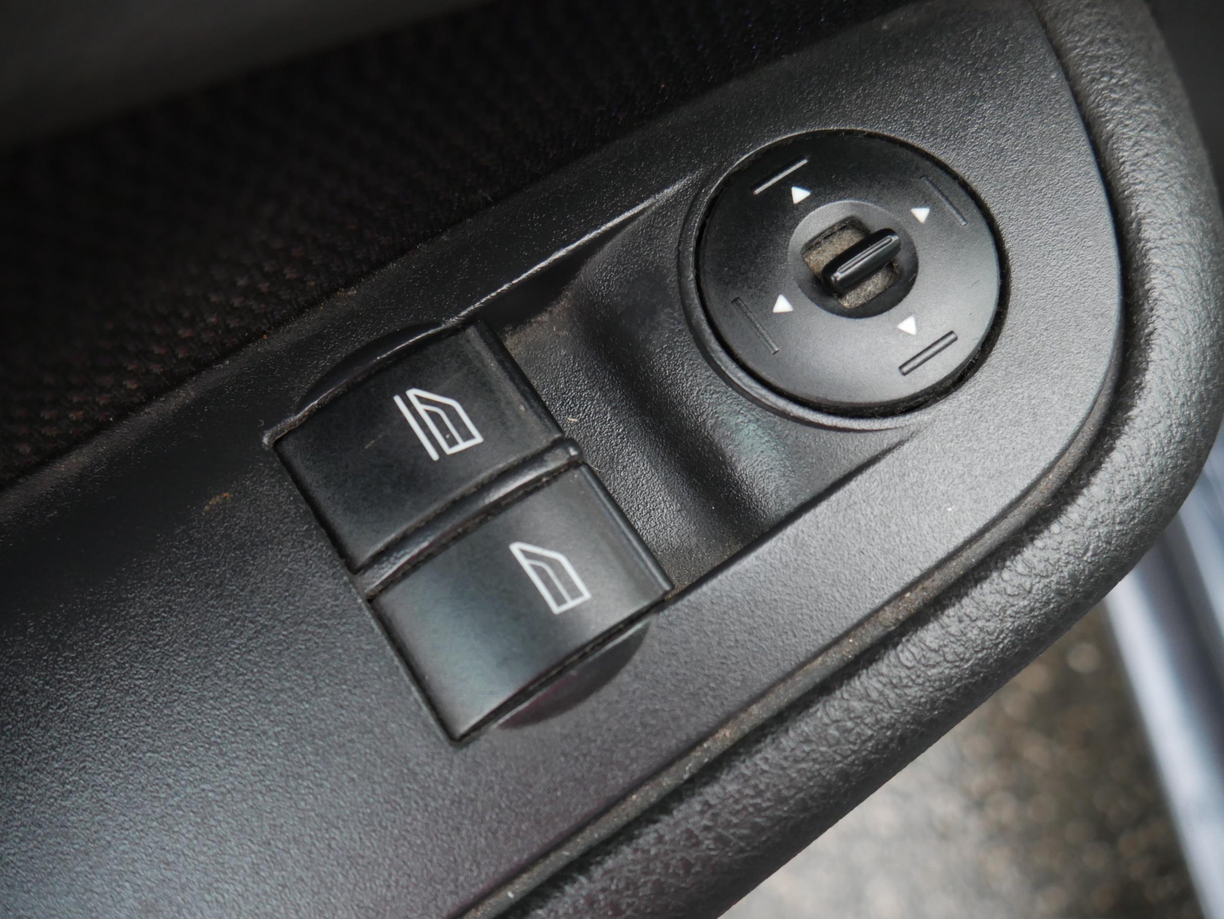 Ford Focus, 2006 - pohled č. 12