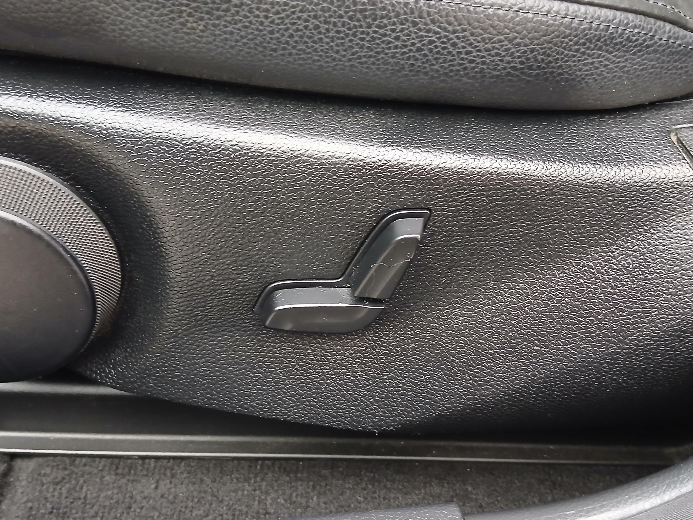 Mercedes-Benz GLK, 2009 - pohled č. 12