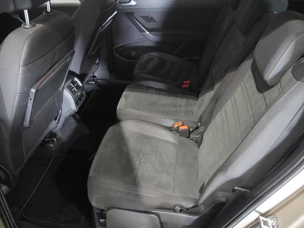 Volkswagen Touran 1.5TSi Highline