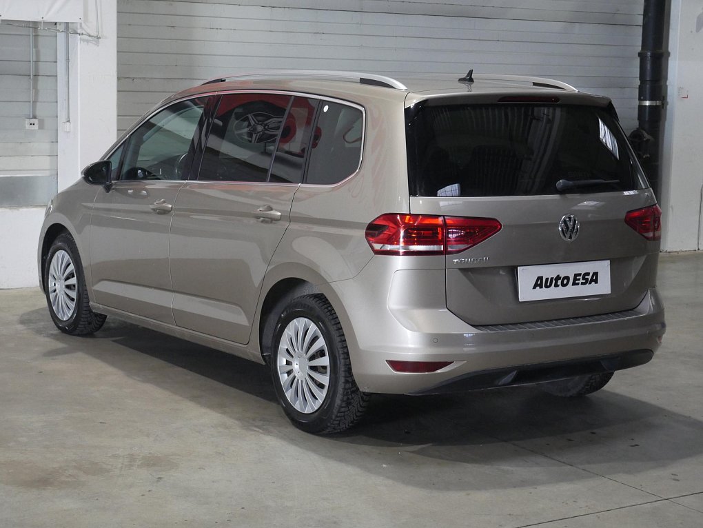 Volkswagen Touran 1.5TSi Highline
