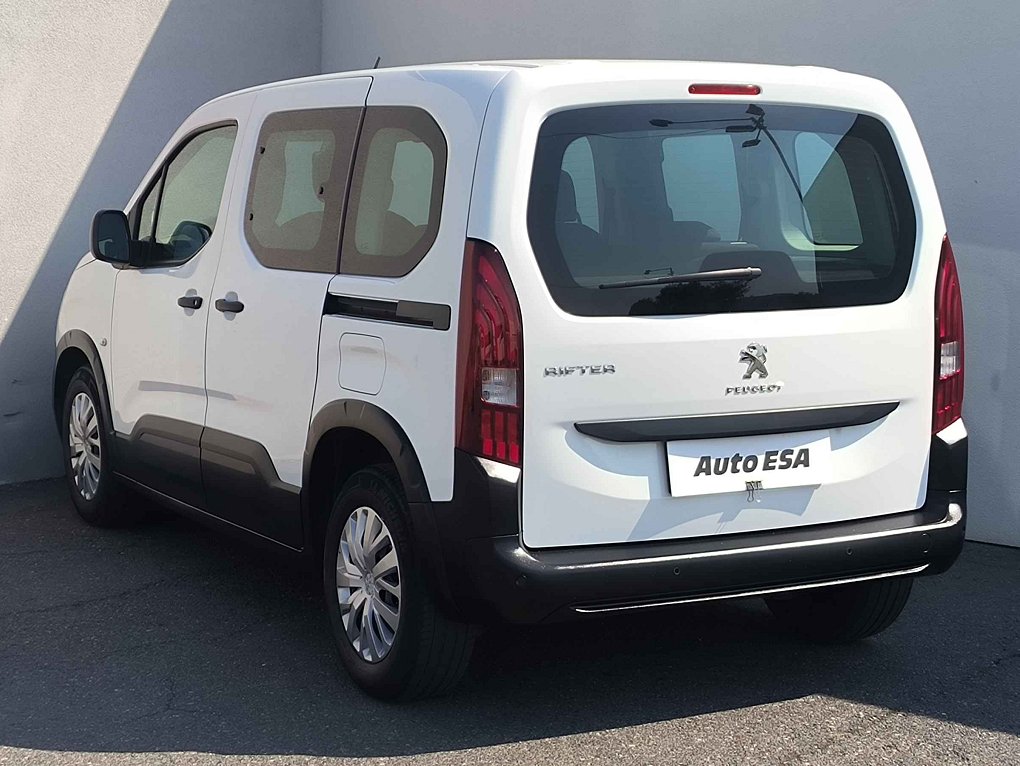 Peugeot Rifter 1.2 PT Active