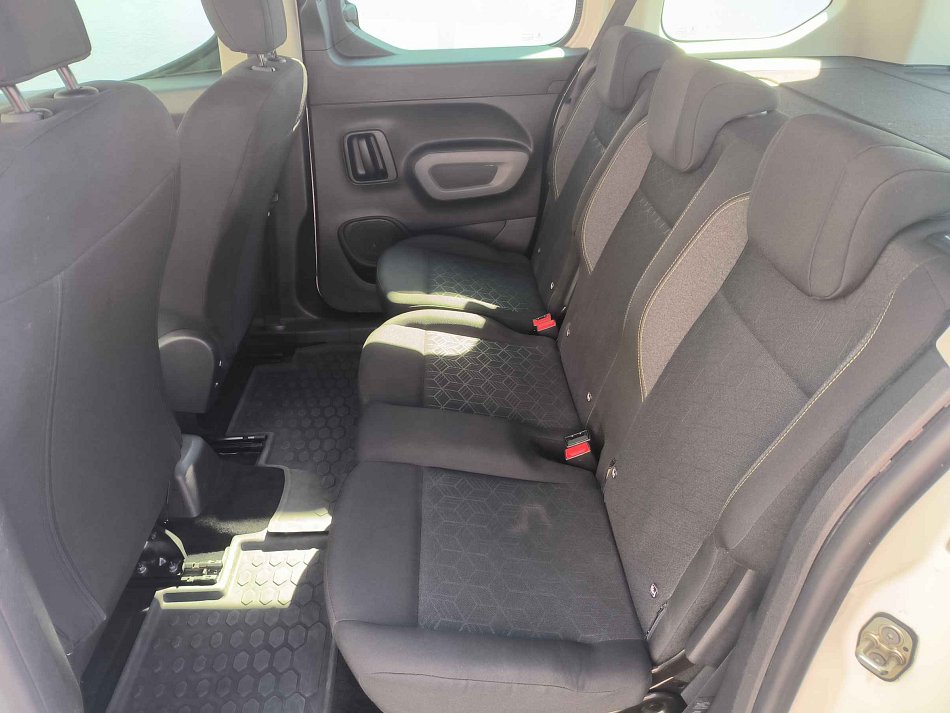 Peugeot Rifter 1.2 PT Active