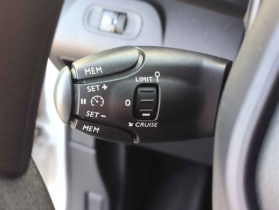 Peugeot Rifter 1.2 PT Active