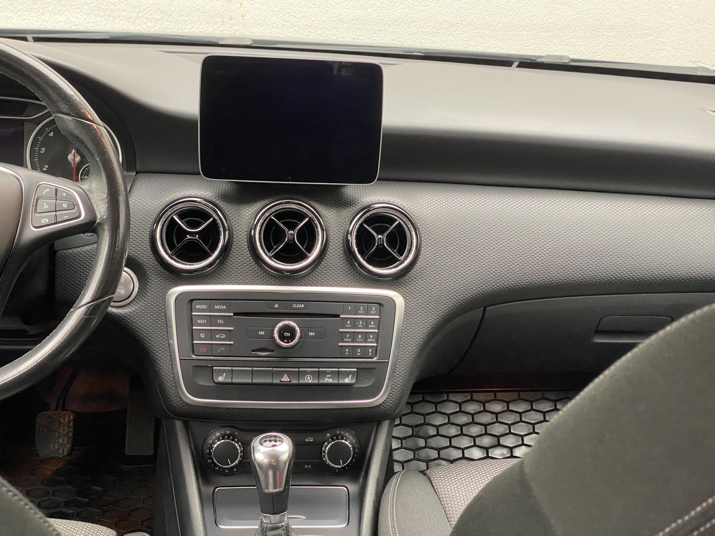 Mercedes-Benz Třída A, 2017 - pohled č. 11