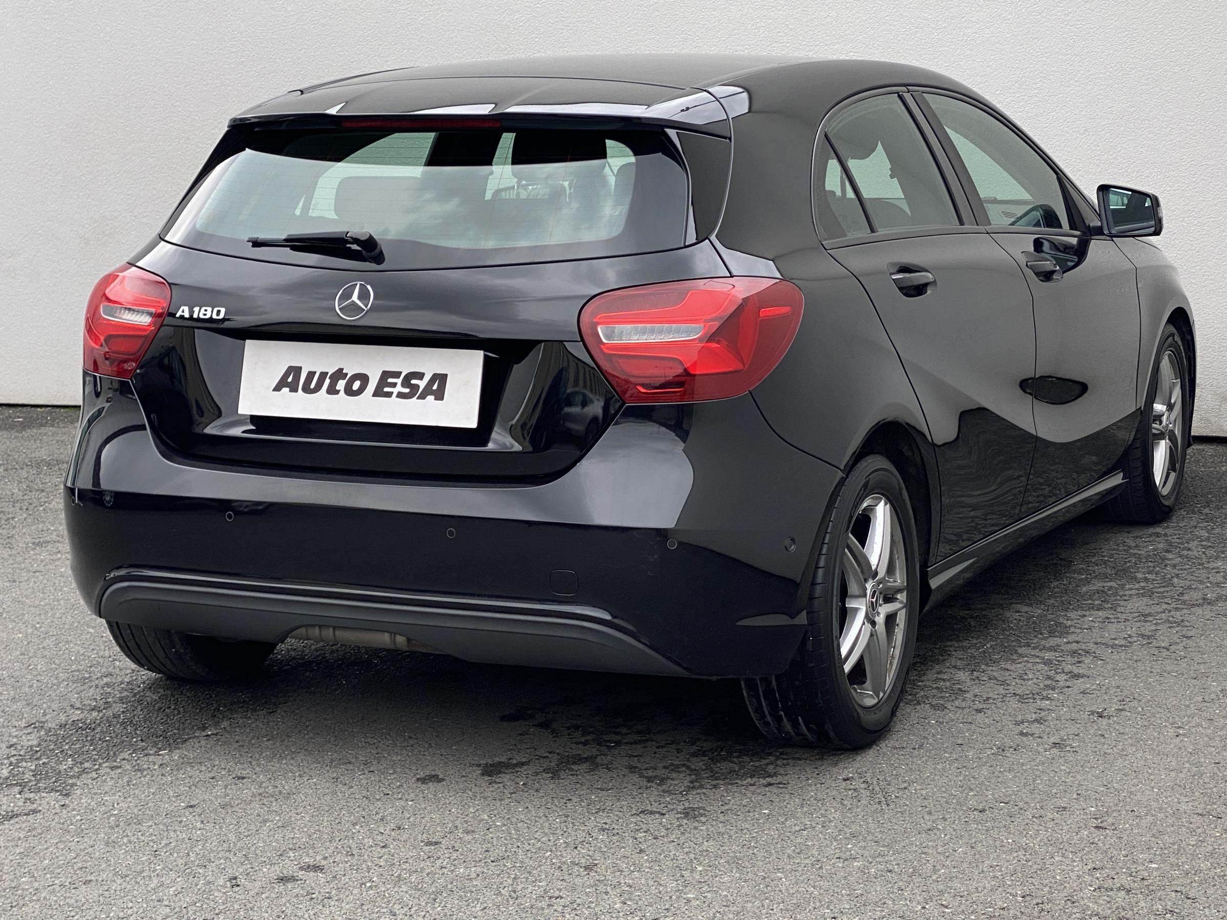 Mercedes-Benz Třída A, 2017 - pohled č. 4