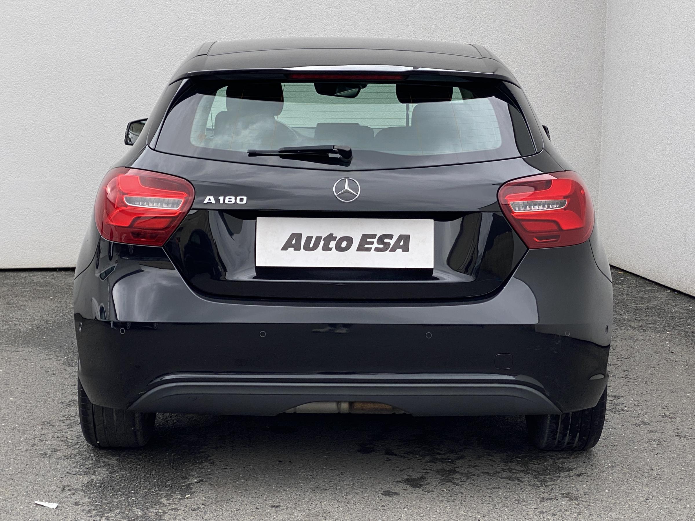 Mercedes-Benz Třída A, 2017 - pohled č. 5