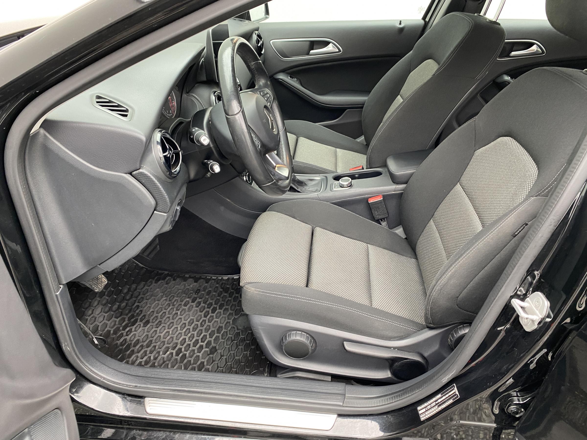 Mercedes-Benz Třída A, 2017 - pohled č. 9