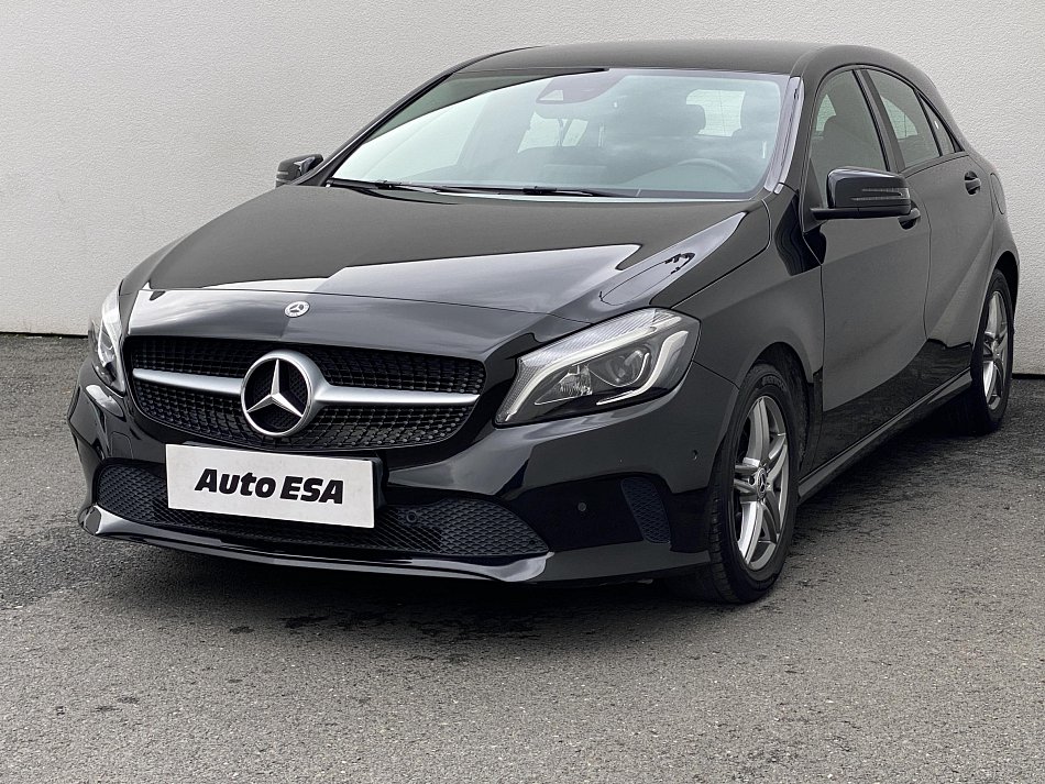 Mercedes-Benz Třída A 1.6 i  A180