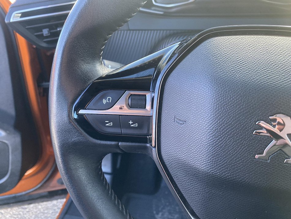 Peugeot 2008 1.2 i Active