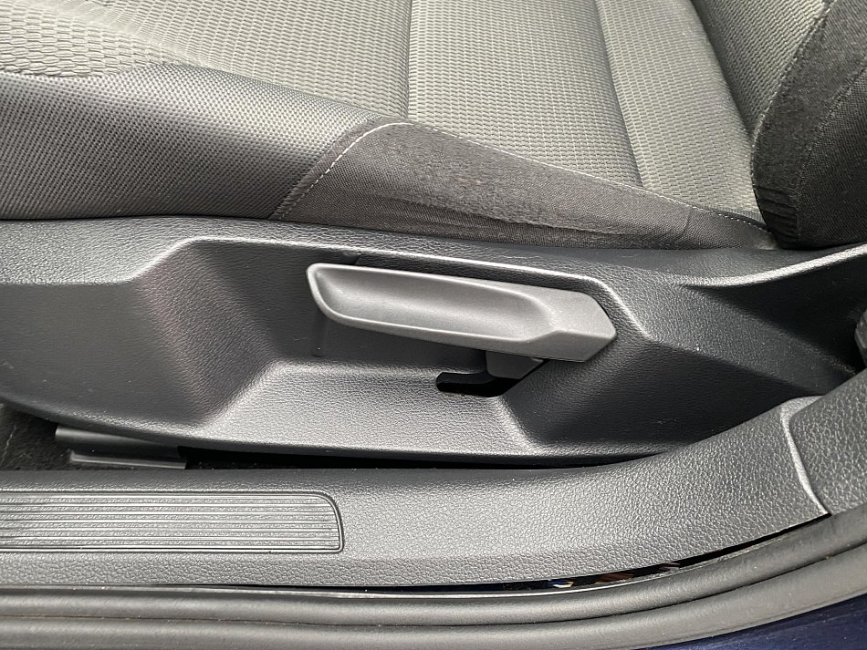 Volkswagen Golf 1.6 TDI 