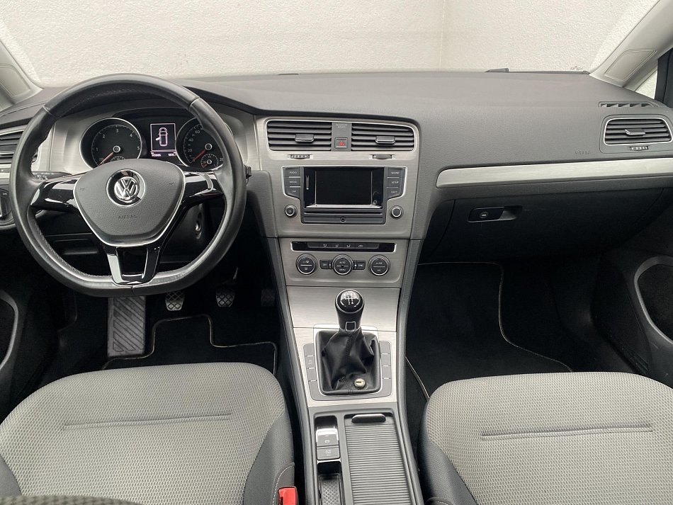Volkswagen Golf 1.6 TDI 