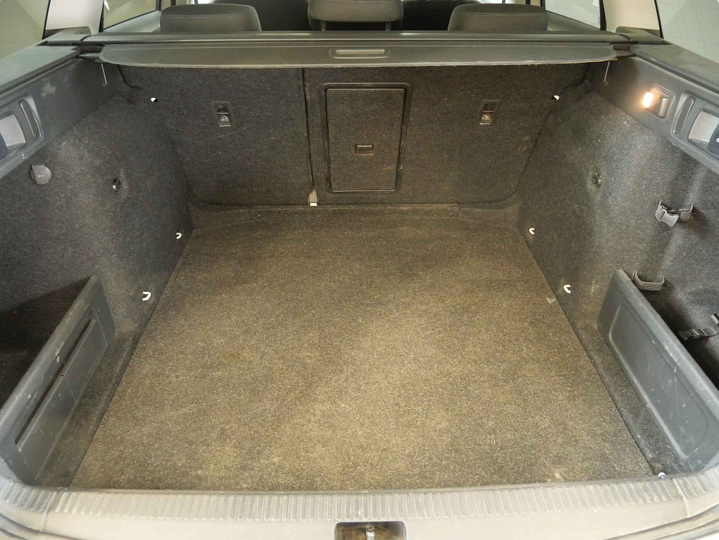 Škoda Octavia III 2.0TDi Scout 4x4