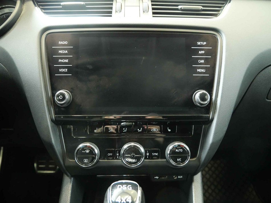 Škoda Octavia III 2.0TDi Scout 4x4