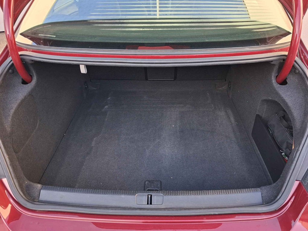 Volkswagen CC 2.0 TDi 