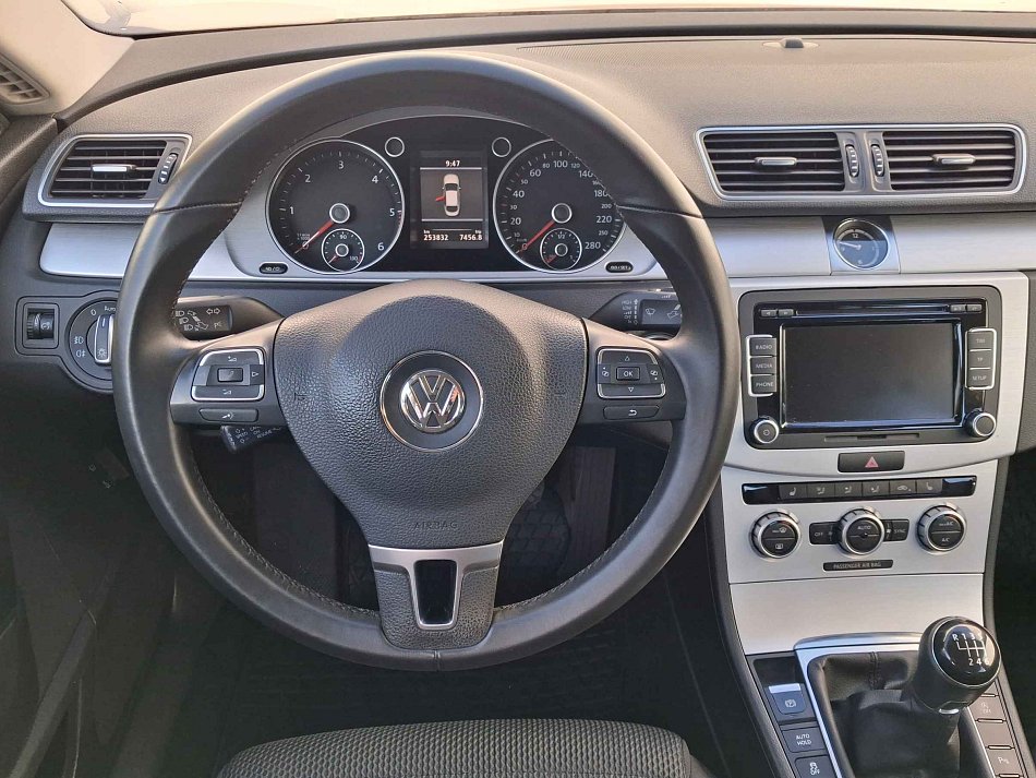 Volkswagen CC 2.0 TDi 