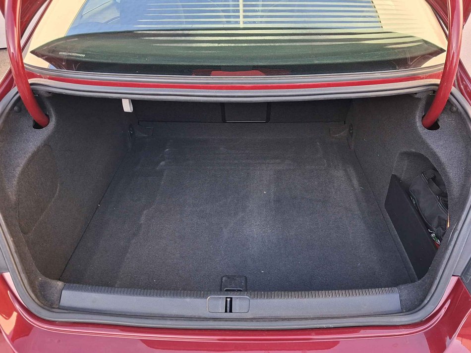 Volkswagen CC 2.0 TDi 