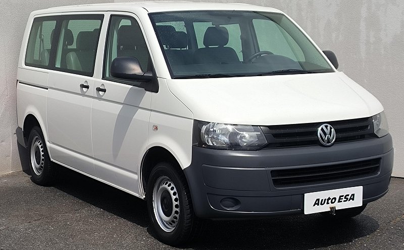 Volkswagen Transporter 2.0TDi  9míst