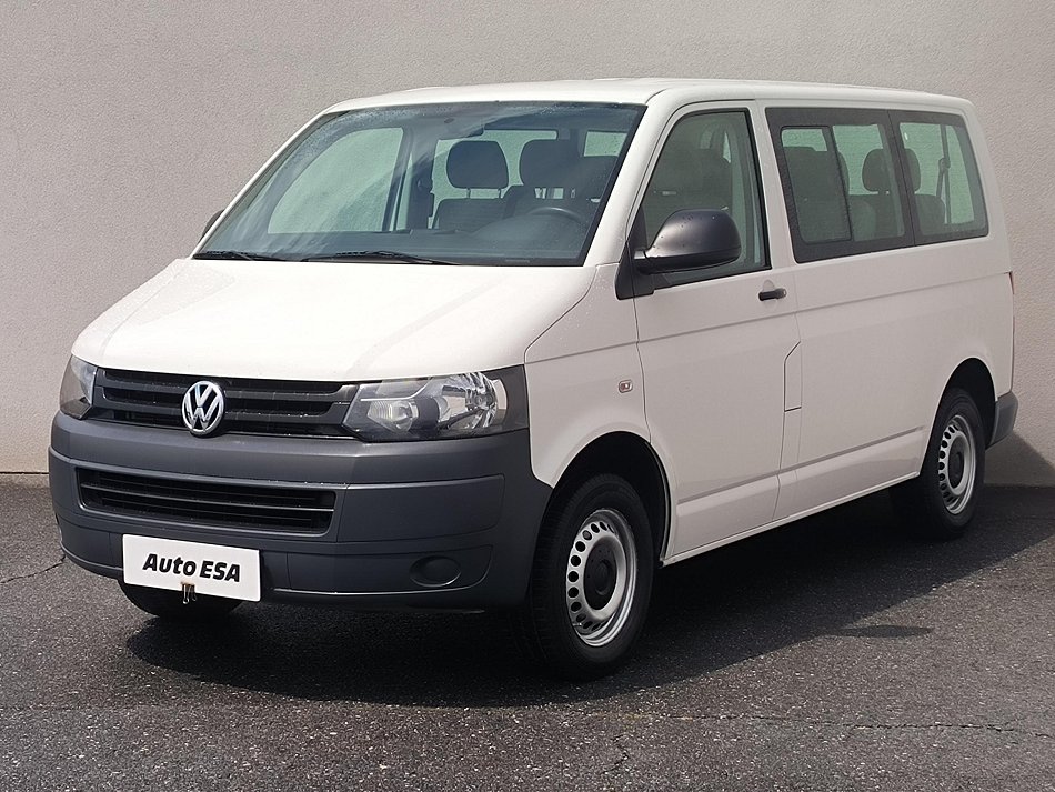 Volkswagen Transporter 2.0TDi  9míst