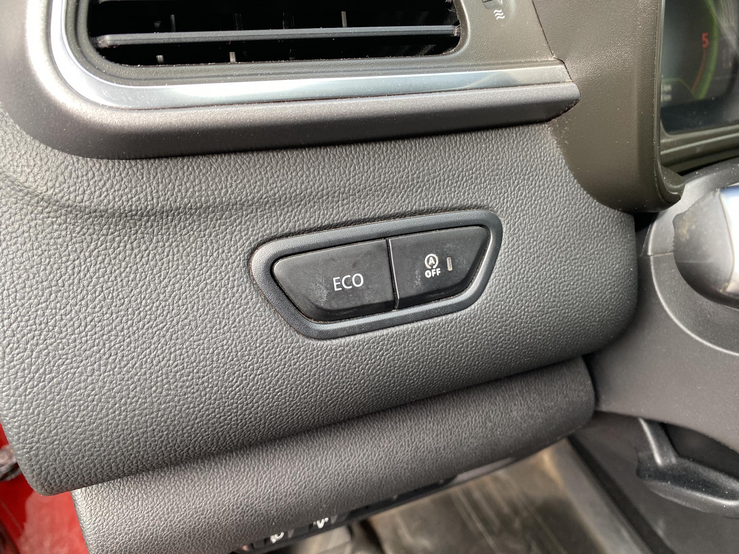 Renault Kadjar, 2015 - pohled č. 16