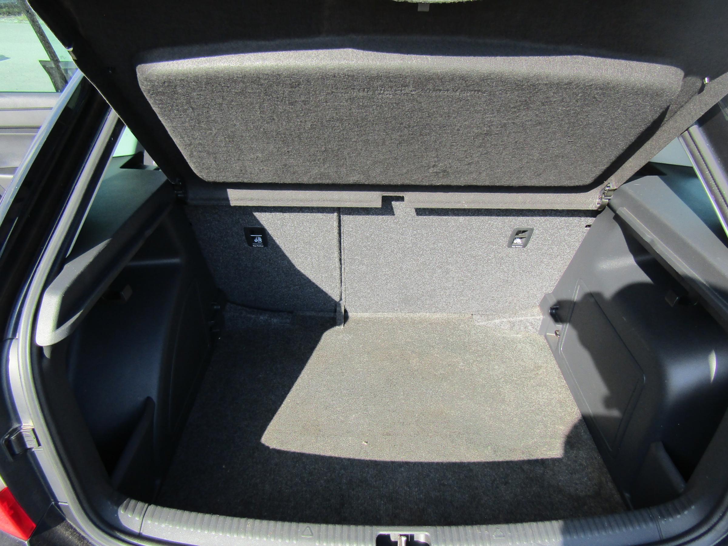 Škoda Rapid, 2013 - pohled č. 10