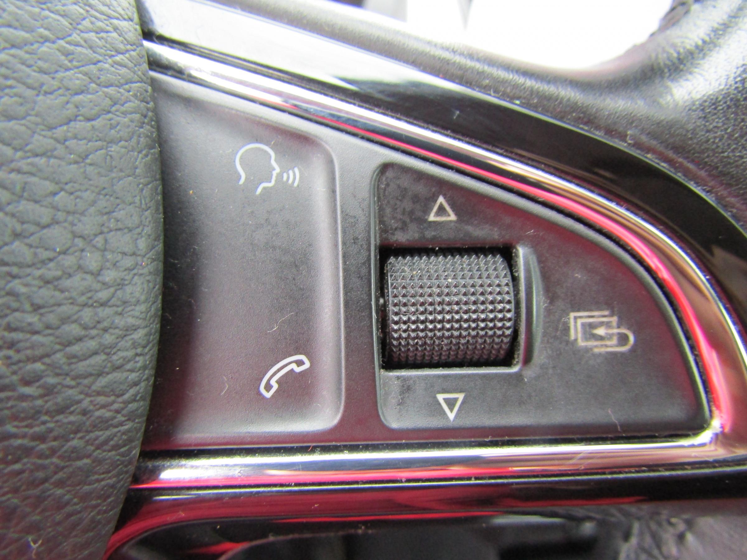 Škoda Rapid, 2013 - pohled č. 13