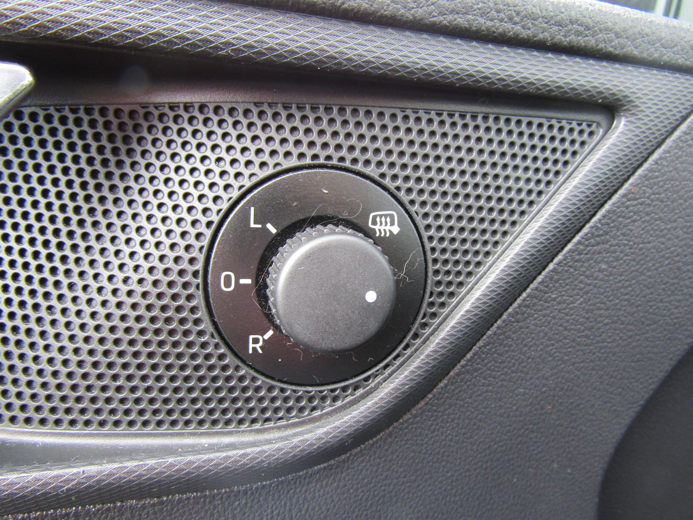 Škoda Rapid, 2013 - pohled č. 15