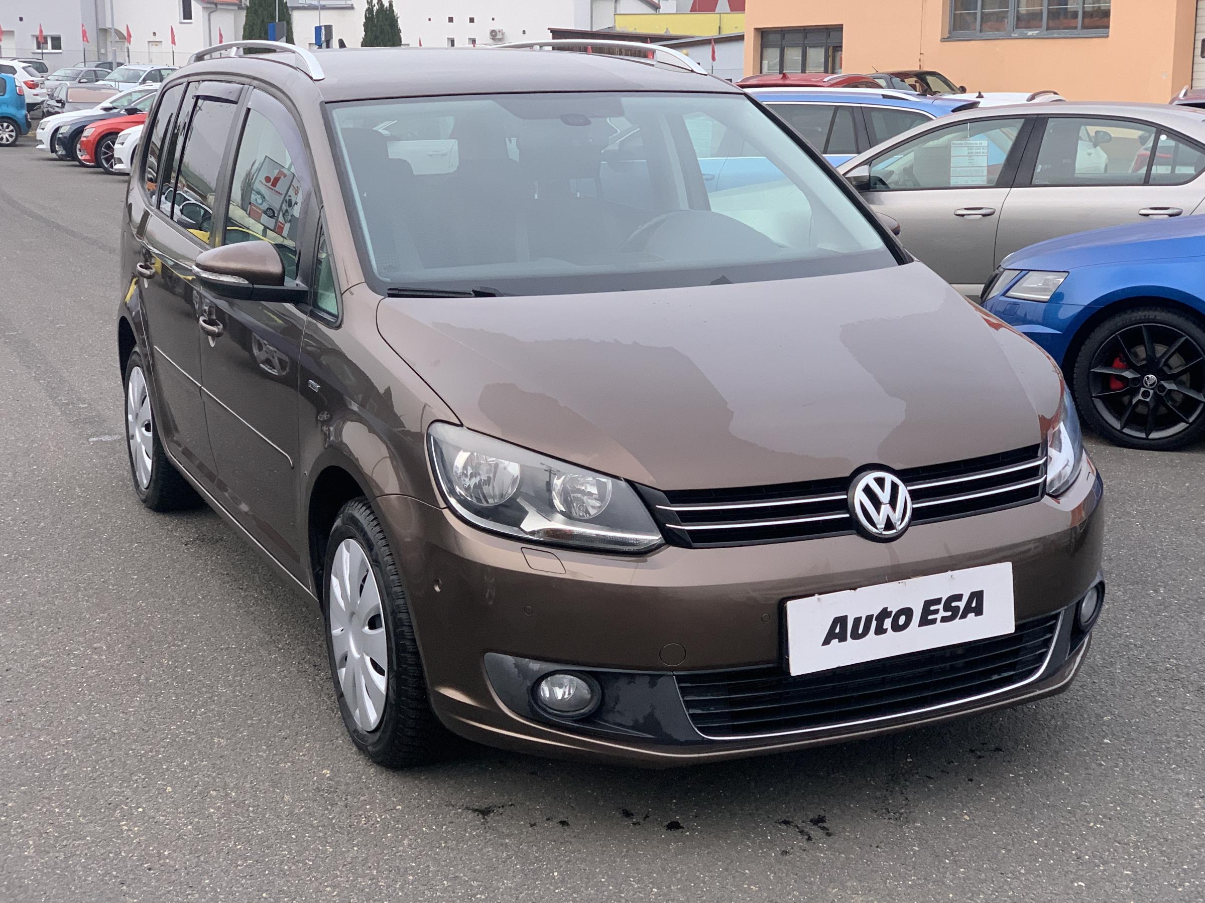 Volkswagen Touran, 2013