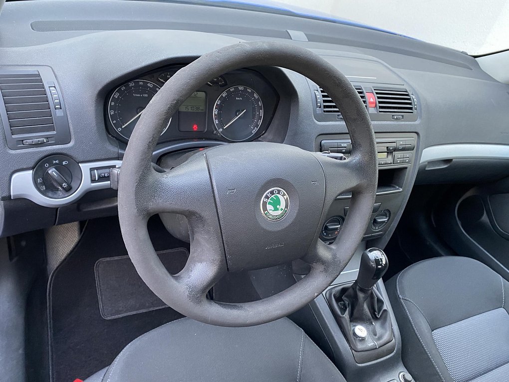 Škoda Octavia II 1.6 i 